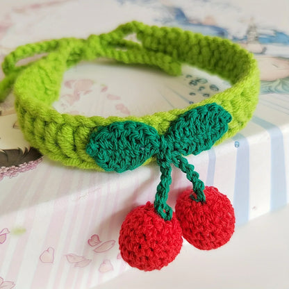 Simple Cherry Collar
